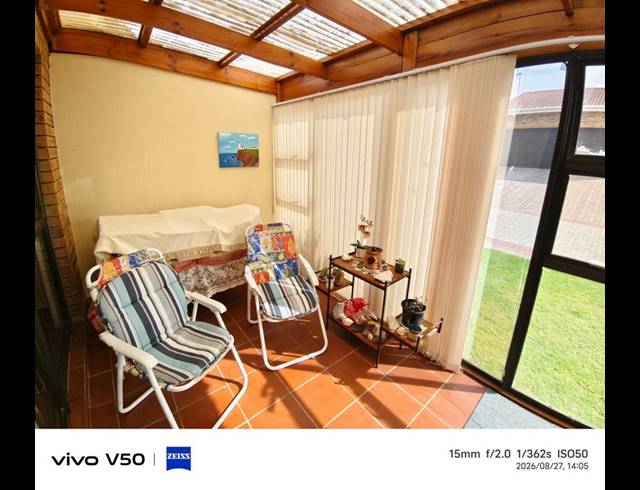 3 BEDROOM TOWNHOUSE FOR SALE IN HARTENBOS CENTRAL